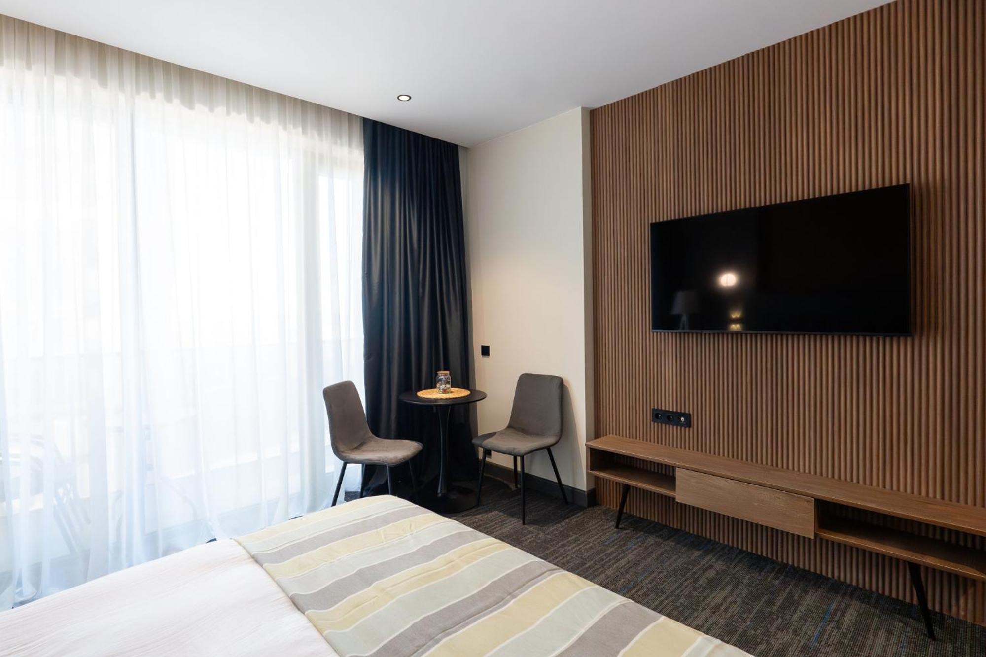 Nova Luxe Hotel & Residences Batumi Habitación foto