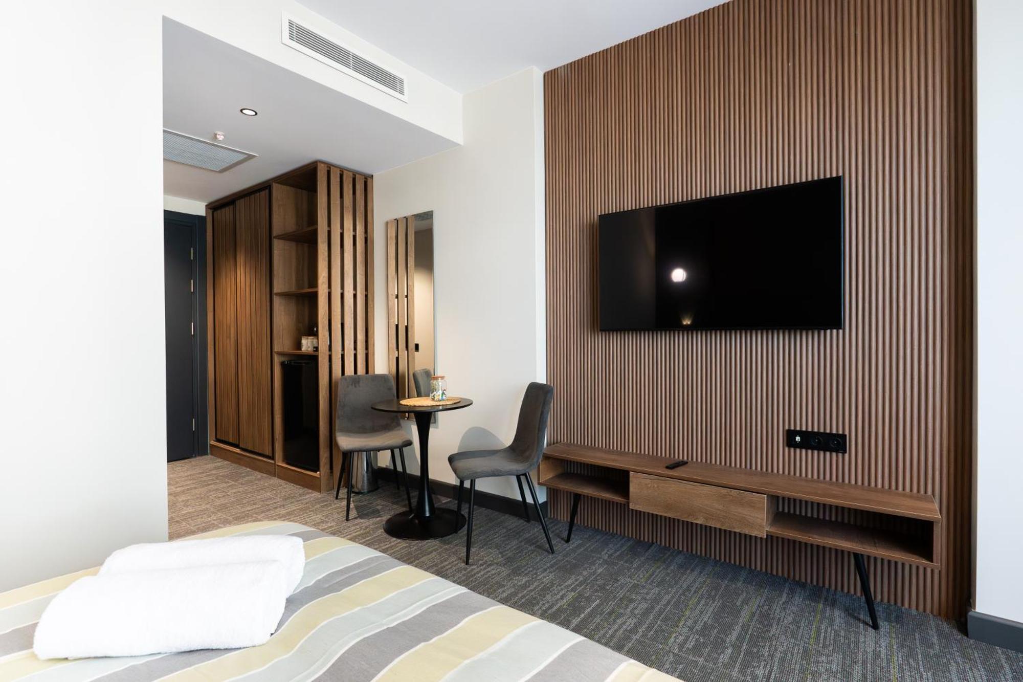 Nova Luxe Hotel & Residences Batumi Exterior foto